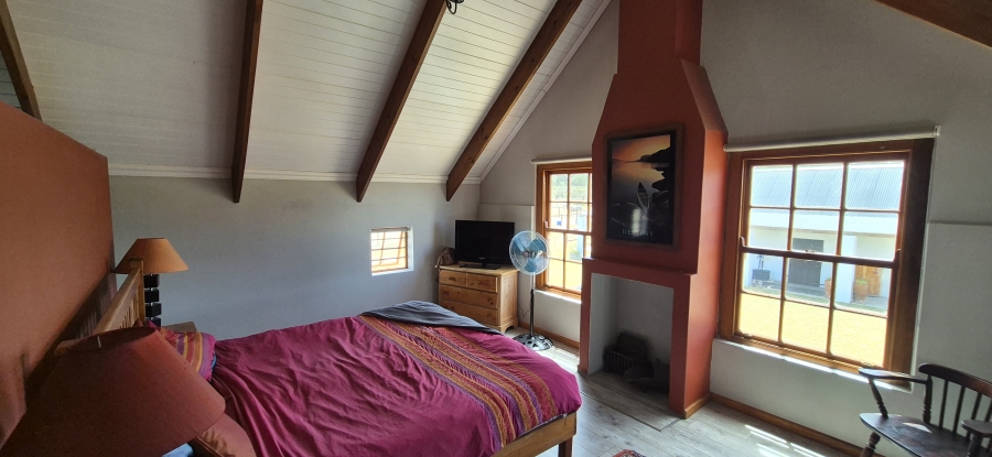 5 Bedroom Property for Sale in Cape Farms Western Cape